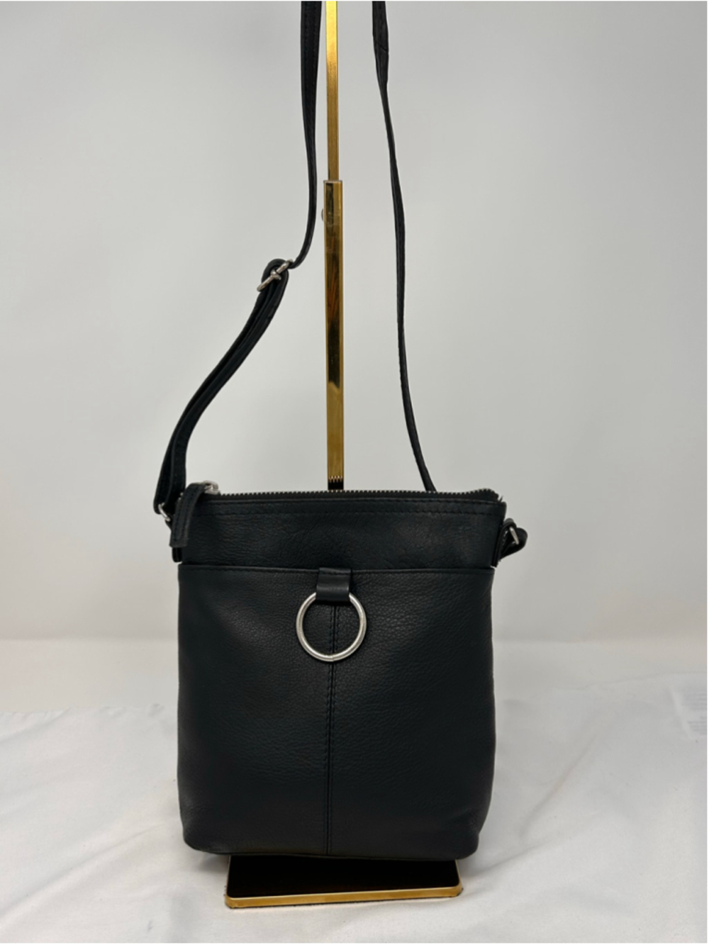 Bueno Black Pebbled Genuine Leather Crossbody Bag Silver Ring